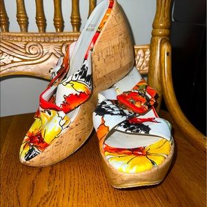 Stuart Weitzman floral wedge